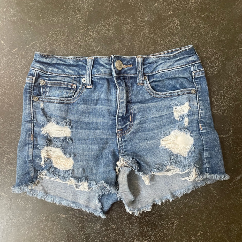 american eagle ripped ne(x)t level stretch jean shorts
